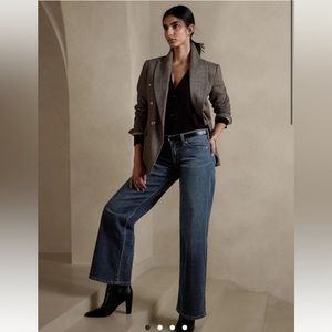 Banana Republic Factory Low Rise Wide Leg Jean
